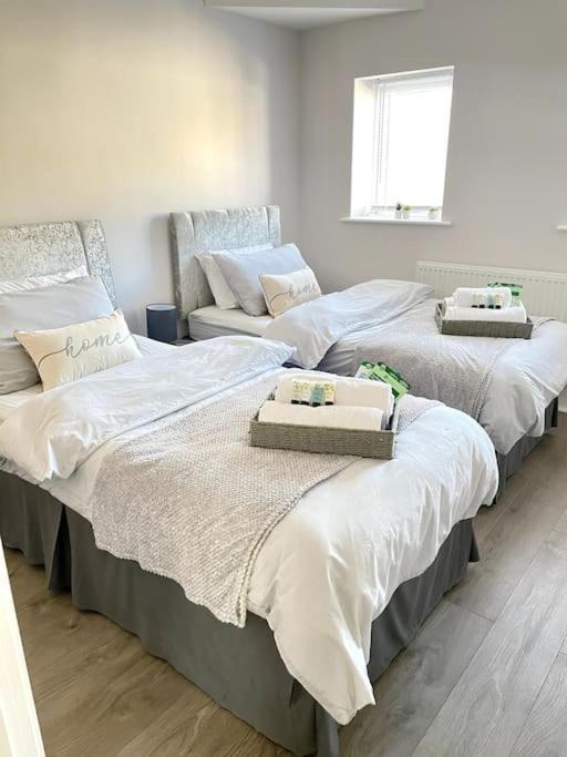 Ferienwohnung Royal Harbour Retreat Sea Views & Pool Table Ramsgate Exterior foto