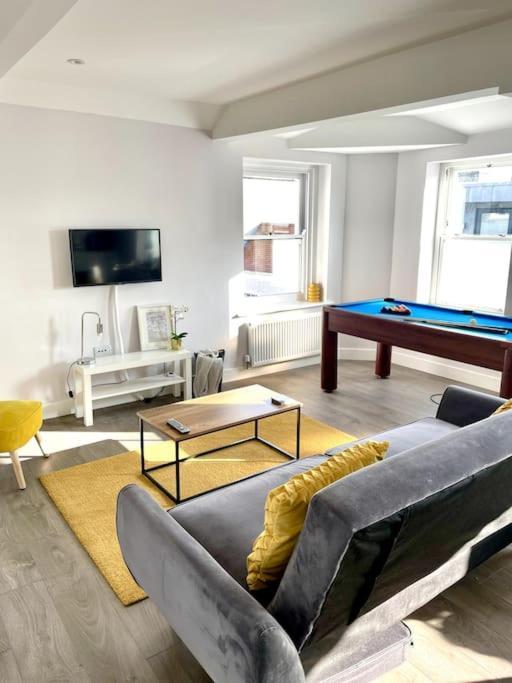 Ferienwohnung Royal Harbour Retreat Sea Views & Pool Table Ramsgate Exterior foto