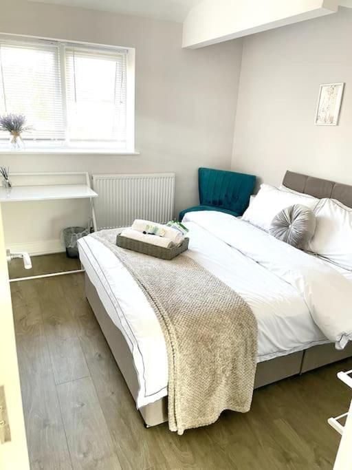 Ferienwohnung Royal Harbour Retreat Sea Views & Pool Table Ramsgate Exterior foto
